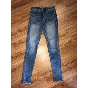 American Eagle High Waisted Jeans